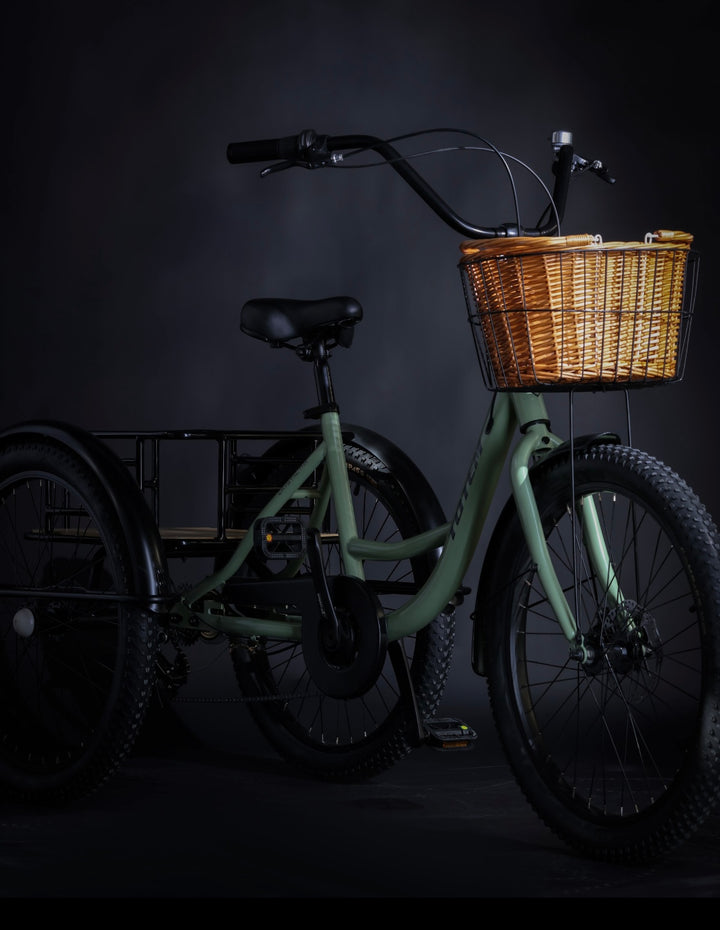 دراجة هوائية  ثلاث عجلات