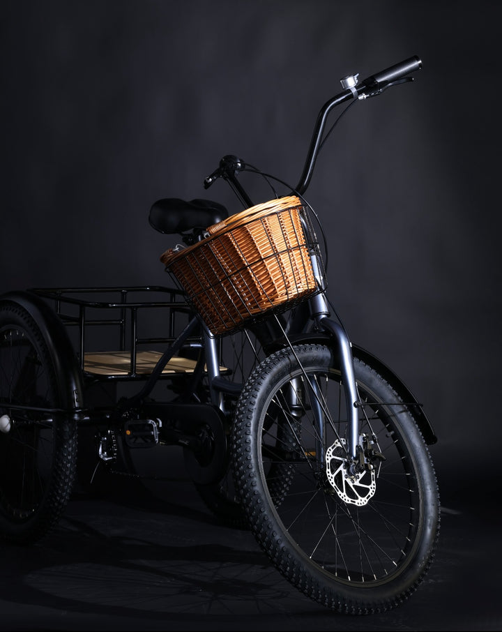 دراجة هوائية  ثلاث عجلات