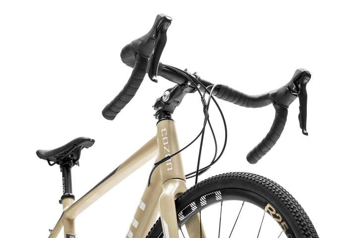 دراجة هوائية للسفر الطويل كوزن لانسر Cozon LAncer bicycle touring GRAVEL.