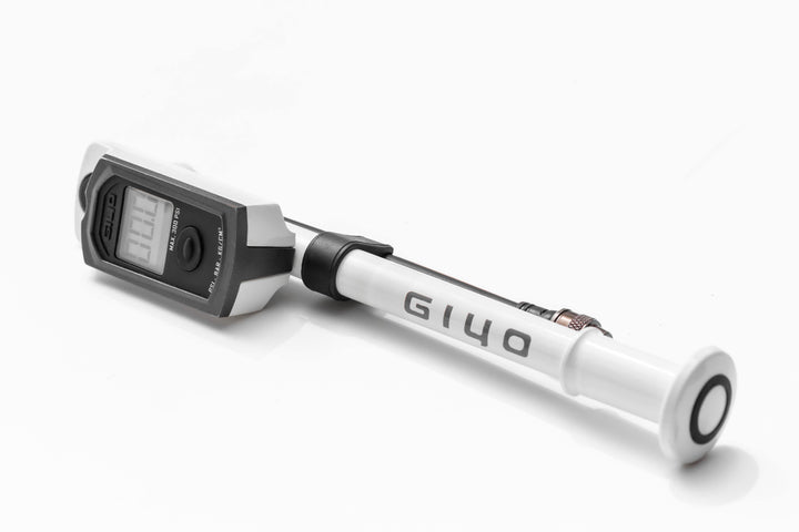 Giyo GS-05S Digital Shock Pump منفاخ هواء الكتروني للدراجات - دراجتي للدراجات الهوائية