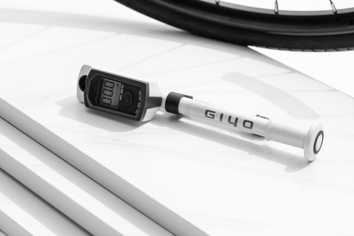 Giyo GS-05S Digital Shock Pump منفاخ هواء الكتروني للدراجات - دراجتي للدراجات الهوائية